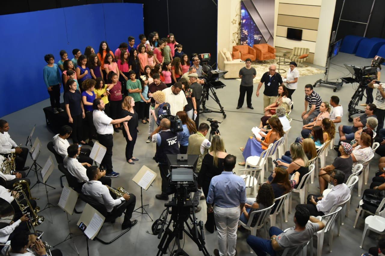 caiado hino de goias