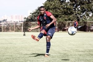 alan mineiro vila nova