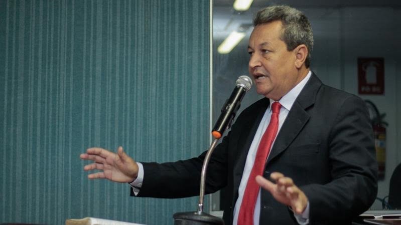 presidente da camara de senador canedo