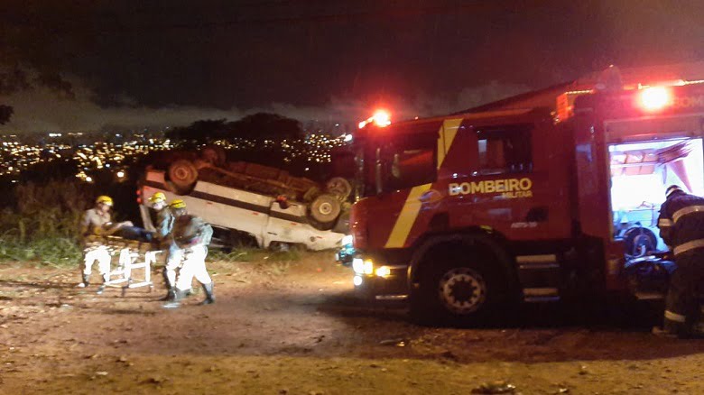 bombeiros van da prefeitura de goiaina
