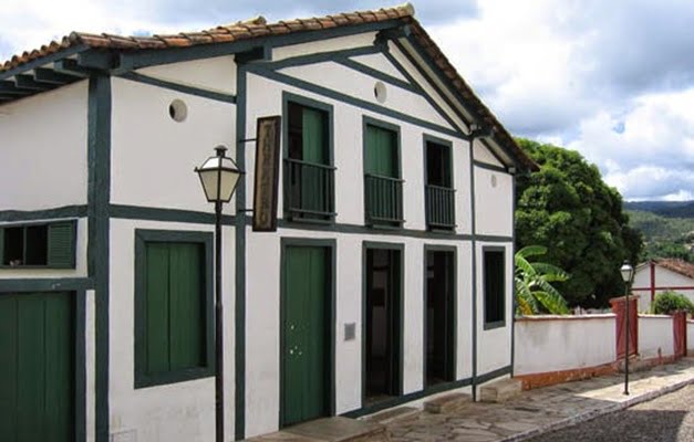 teatro sebastiao pompeu de pina