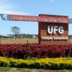 UFG recebe doação de smartphones apreendidos pela Receita Federal