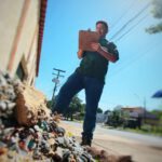 Agentes da Comurg fazem fiscalização e oferecem orientações sobre o descarte adequado de resíduos, em Goiânia (Foto Fernando Leite / Comurg).