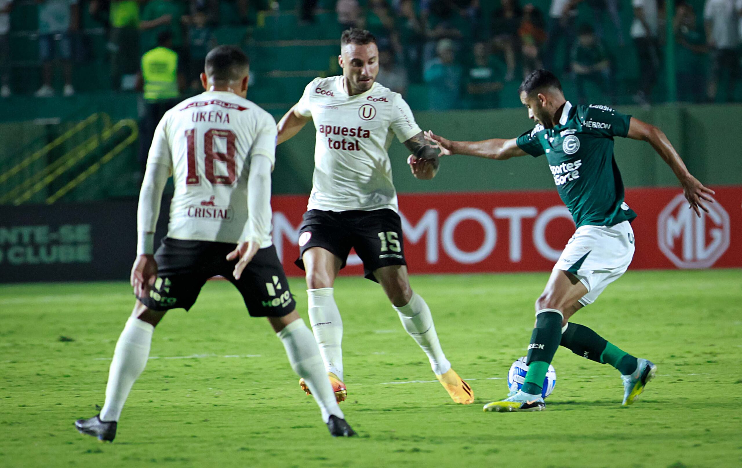 Goiás x Universitário - Copa Sul-Americana