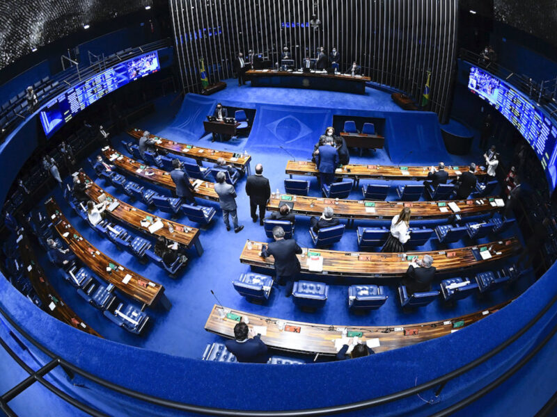 pensões de filhos de militares