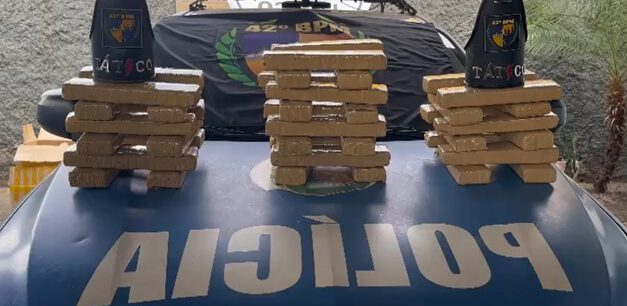 70kg de maconha foi apreendido no Setor Monte Carlo, em Goiânia (Foto PMGO).
