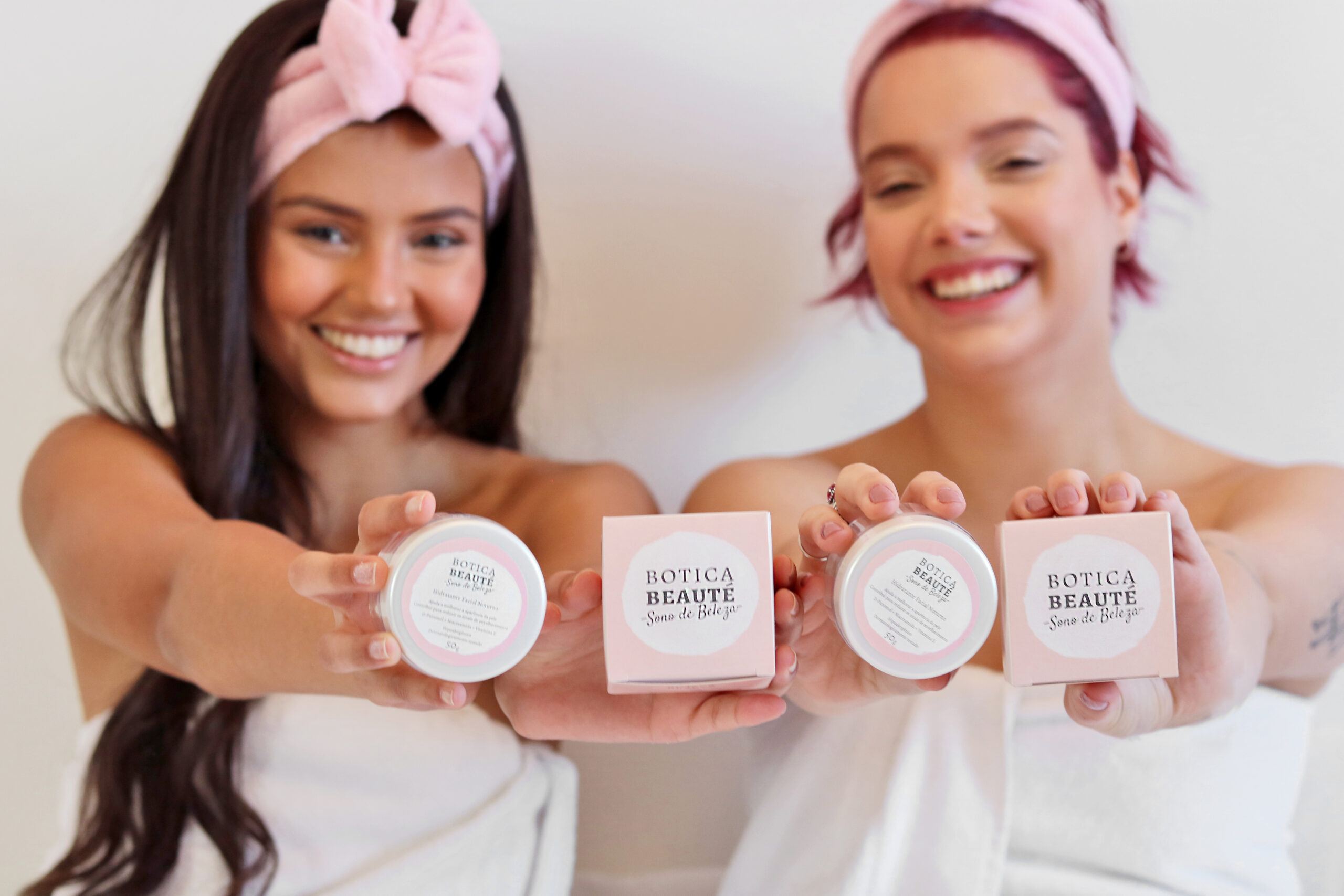 Ilustração com estrelas do signo de Escorpião