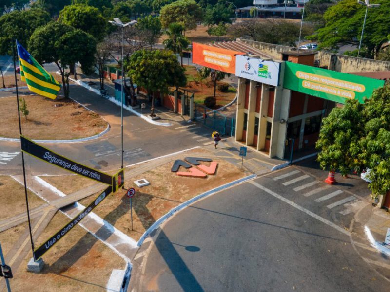 Fachada-Detran-foto-Leandro-Vieira-1215x683