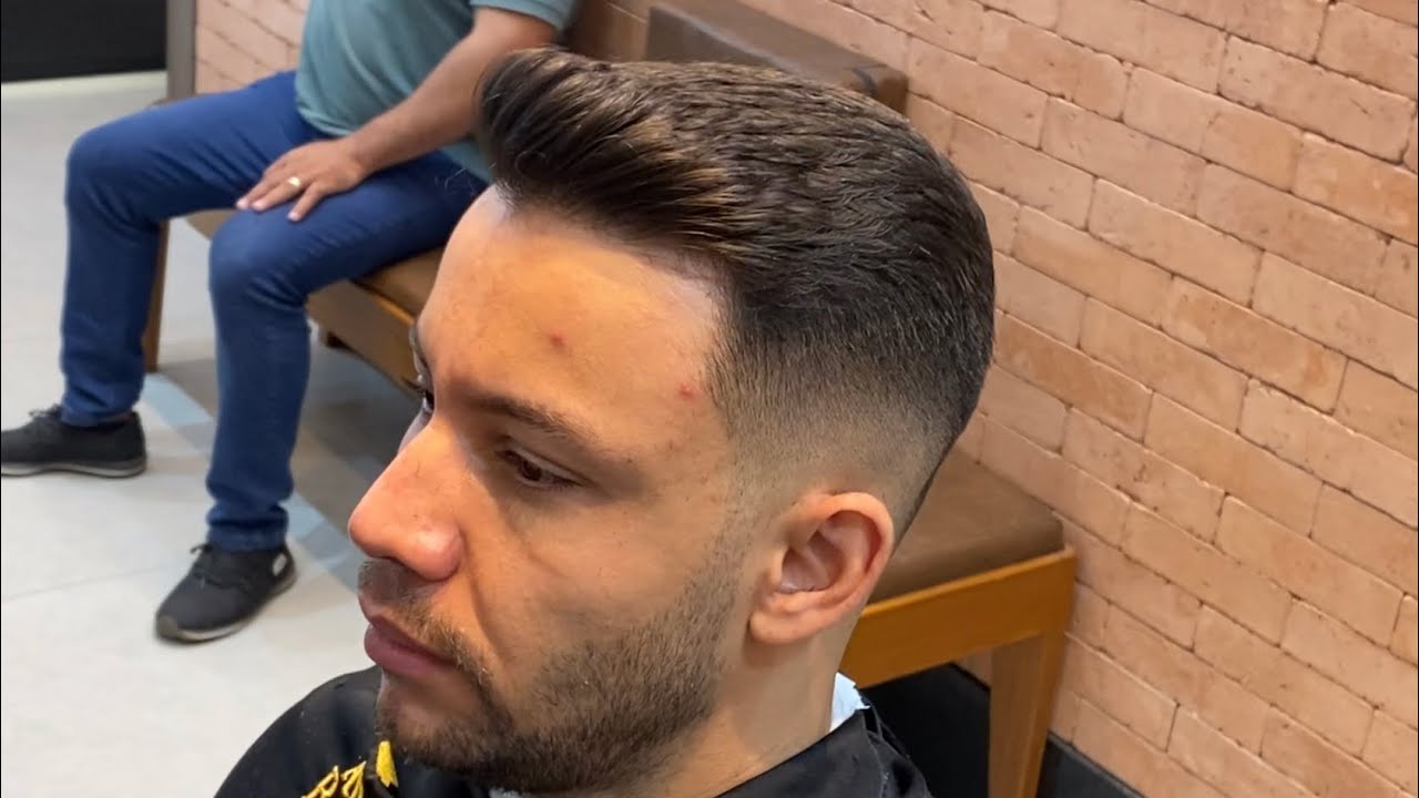 Pães de queijo com calabresa