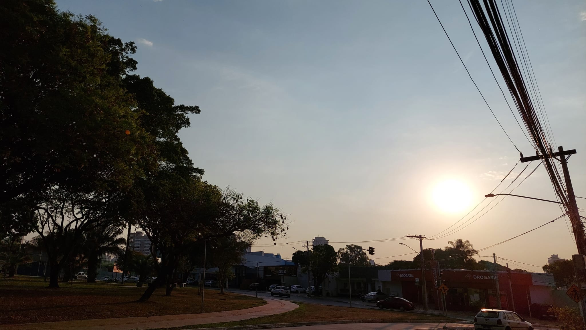 Sol Goiânia quente calor chuva Goiás