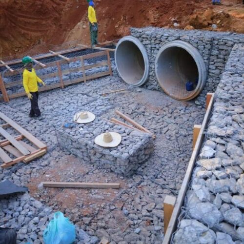 Prefeitura de Goiânia realiza obras de drenagem na capital. Foto: Jackson Rodrigues