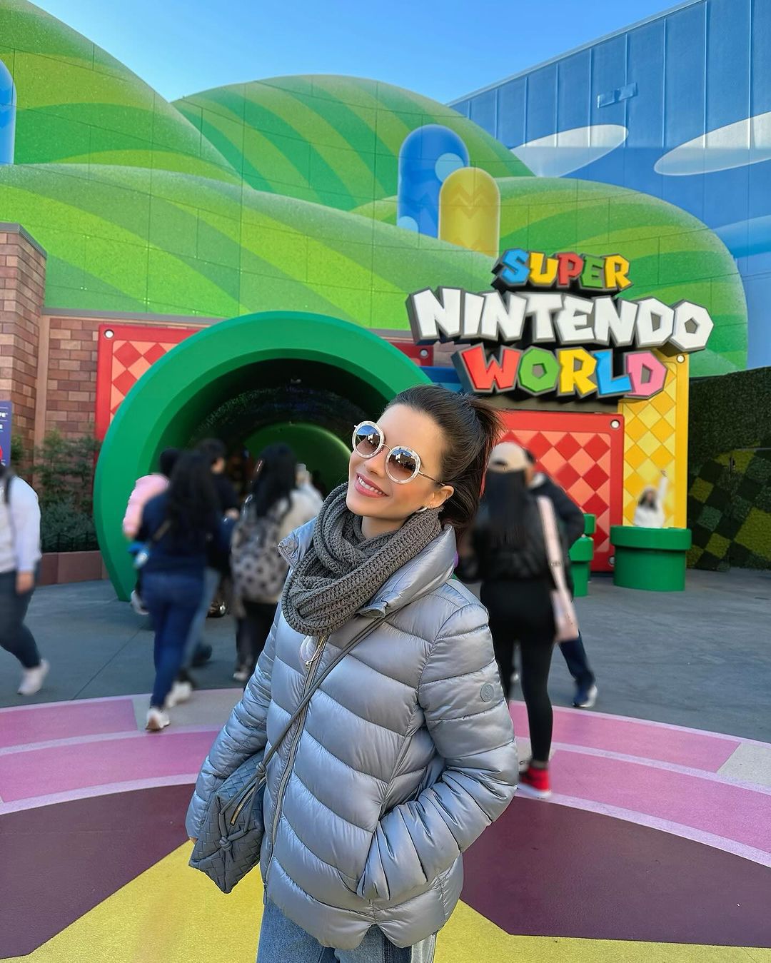 Mulher em consulta com a nutricionista 