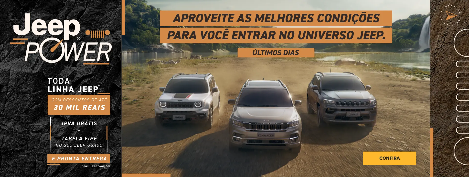 Painel de madeira com porta muxarabi em destaque, integrando-se a prateleiras decorativas e ambiente interno iluminado