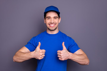 Ilustração do símbolo de Touro, representado por uma cabeça de touro com chifres voltados para cima e elementos decorativos