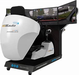 : Personagem de anime com cabelo rosa e azul olhando para o lado