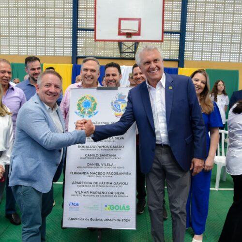 Caiado inaugura escola de tempo integral em Aparecida de Goiânia ao lado do prefeito Vilmar Mariano. Foto: Romulo Carvalho