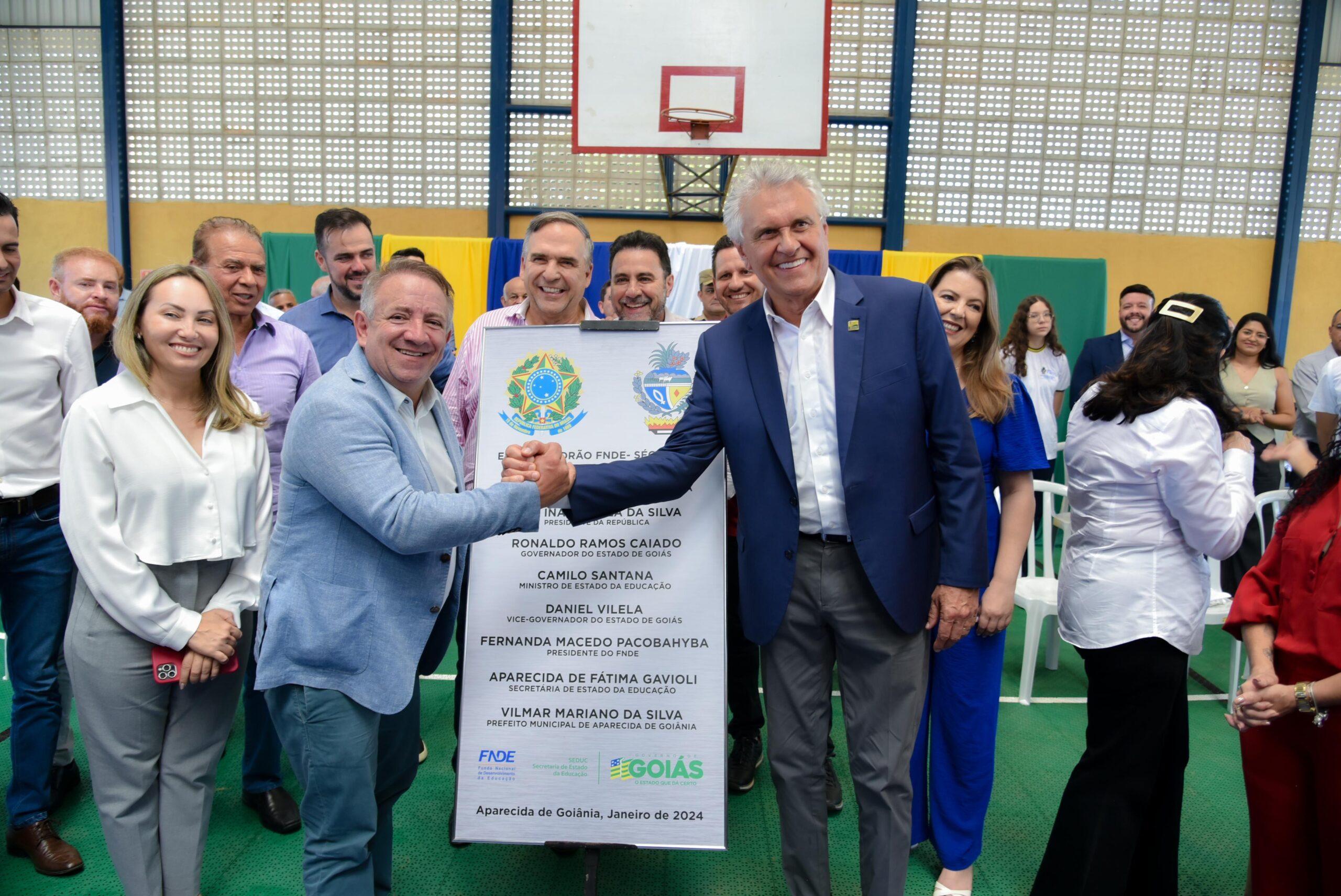 Caiado inaugura escola de tempo integral em Aparecida de Goiânia ao lado do prefeito Vilmar Mariano. Foto: Romulo Carvalho