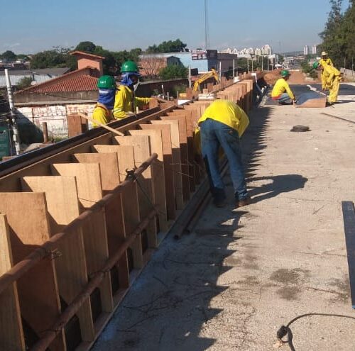Obras do viaduto da Avenida Castelo Branco. Foto: Walter Peixoto/Seinfra