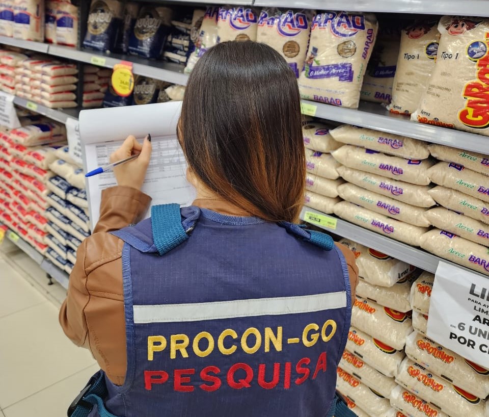 Pesquisa preço do arroz . Foto: Procon Goiás