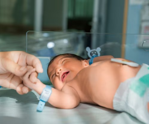 Cuidados Especiais Vacinando Bebês que Chegaram Cedo (5)