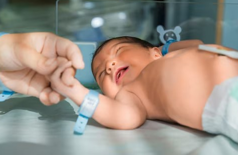 Cuidados Especiais Vacinando Bebês que Chegaram Cedo (5)