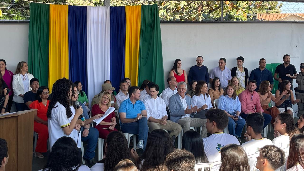 Ronaldo Caiado inaugura obras de colégio em Aparecida. Foto: Reprodução