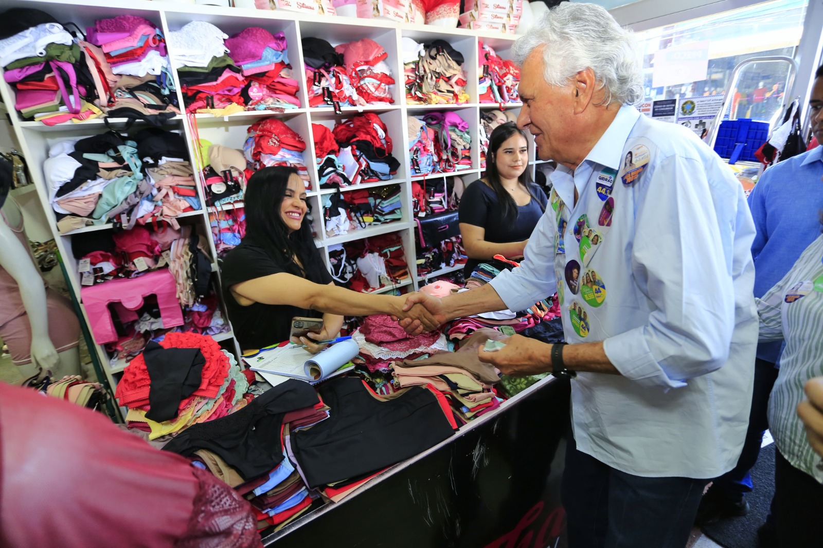 Ronaldo Caiado apoia campanha de Sandro Mabel na região da 44. Foto: Divulgação