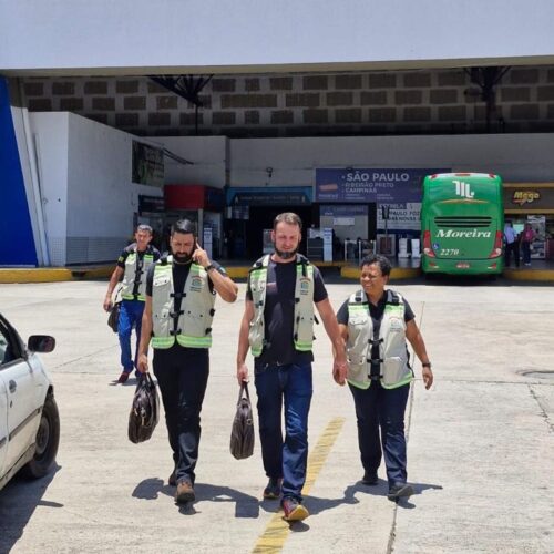 O Procon Goiânia e o Juizado da Infância e Juventude fizeram fiscalização na Rodoviária de Goiânia. Foto: Procon