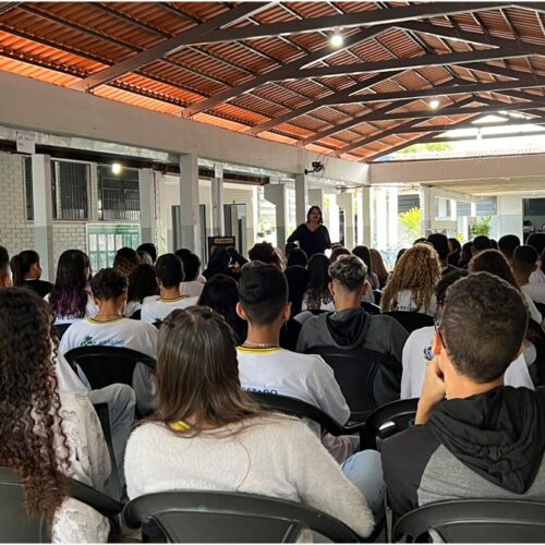 palestra para adolescentes da rede municipal. Foto: Secom