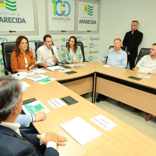 Reunião entre Gracinha Caiado e Leandro Vilela alinhou parceria entre governo de Aparecida e de Goiás. Foto: Rodrigo Estrela