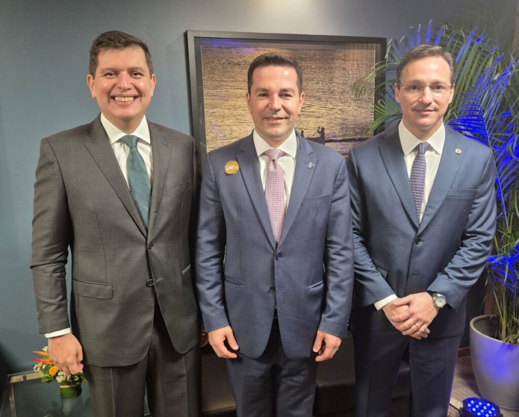 posse de Marcelo Terto e Ulisse na CNJ. Foto: OAB-GO