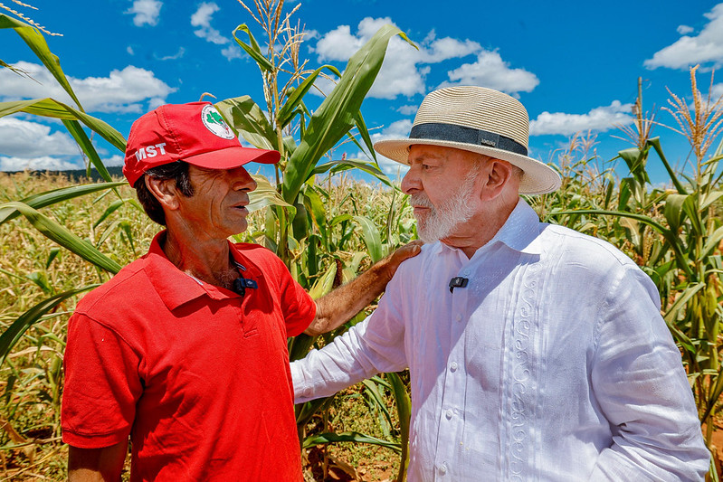 Em Minas Gerais, Lula visitou áreas de produção de goiaba, café e milho. Foto: Ricardo Stuckert/PR