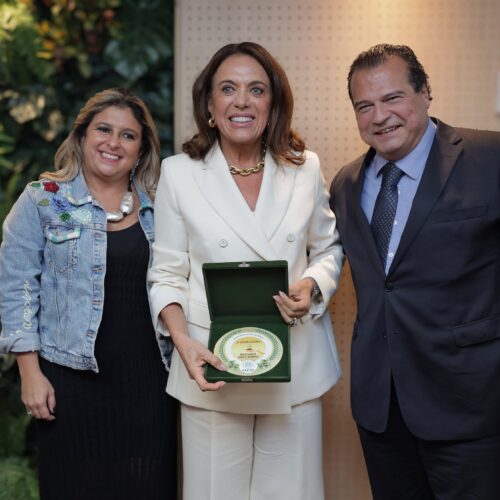 Gracinha Caiado recebe medalha “A Semeadora” do Sistema FaespSenar honraria reconhece a liderança de mulheres que fazem a diferença no campo (6). Foto: Ingrid Brasil