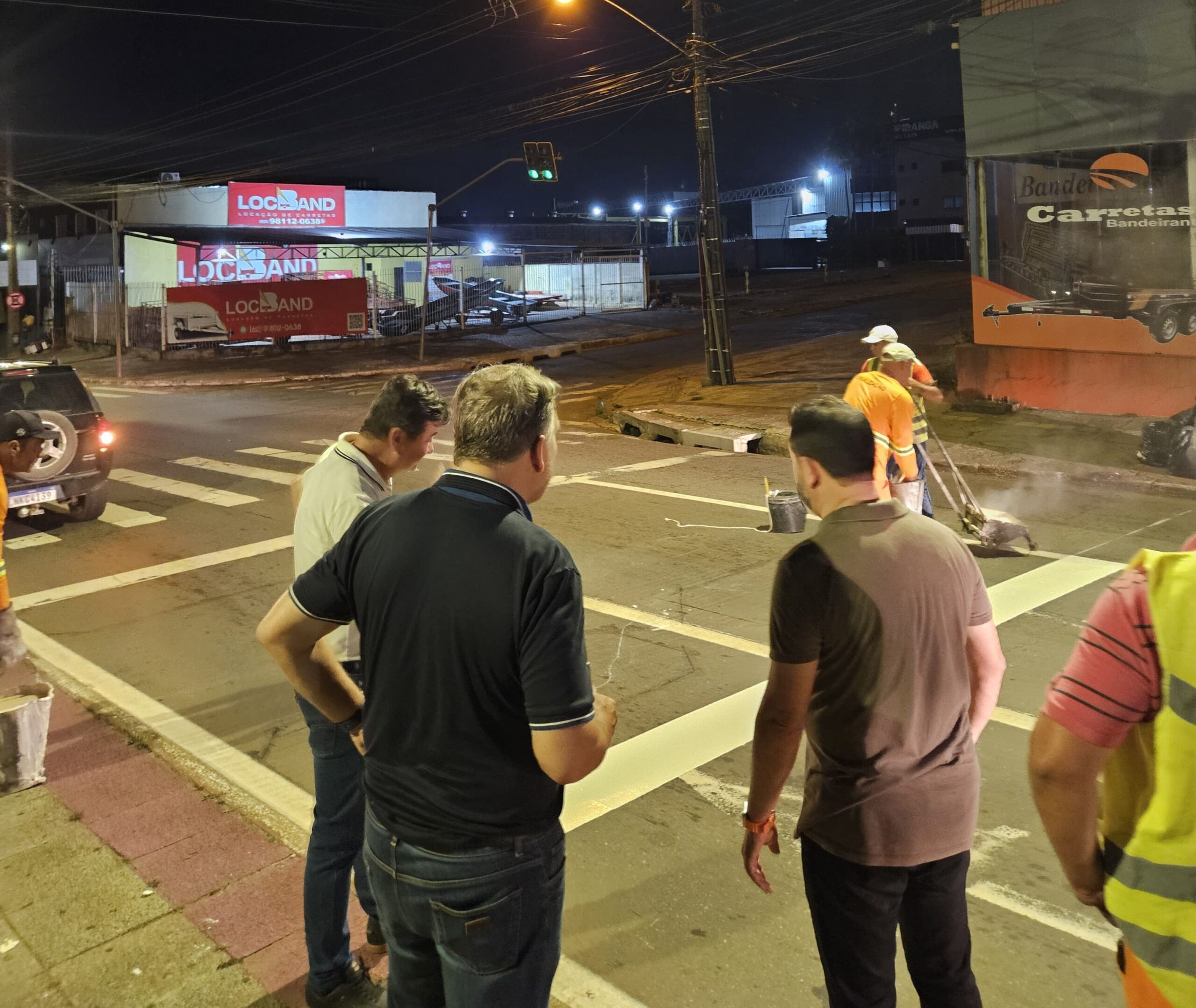 Sandro Mabel faz vistoria em obras de sinalização da Castelo Branco. Foto: SET
