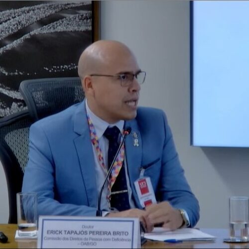 Érick Tapajós representou a Comissão de Direito das Pessoas com Deficiência (CDPcD) da OAB-GO e debateu sobre a realidade de brasileiros com espectro autista. Foto: OAB-GO