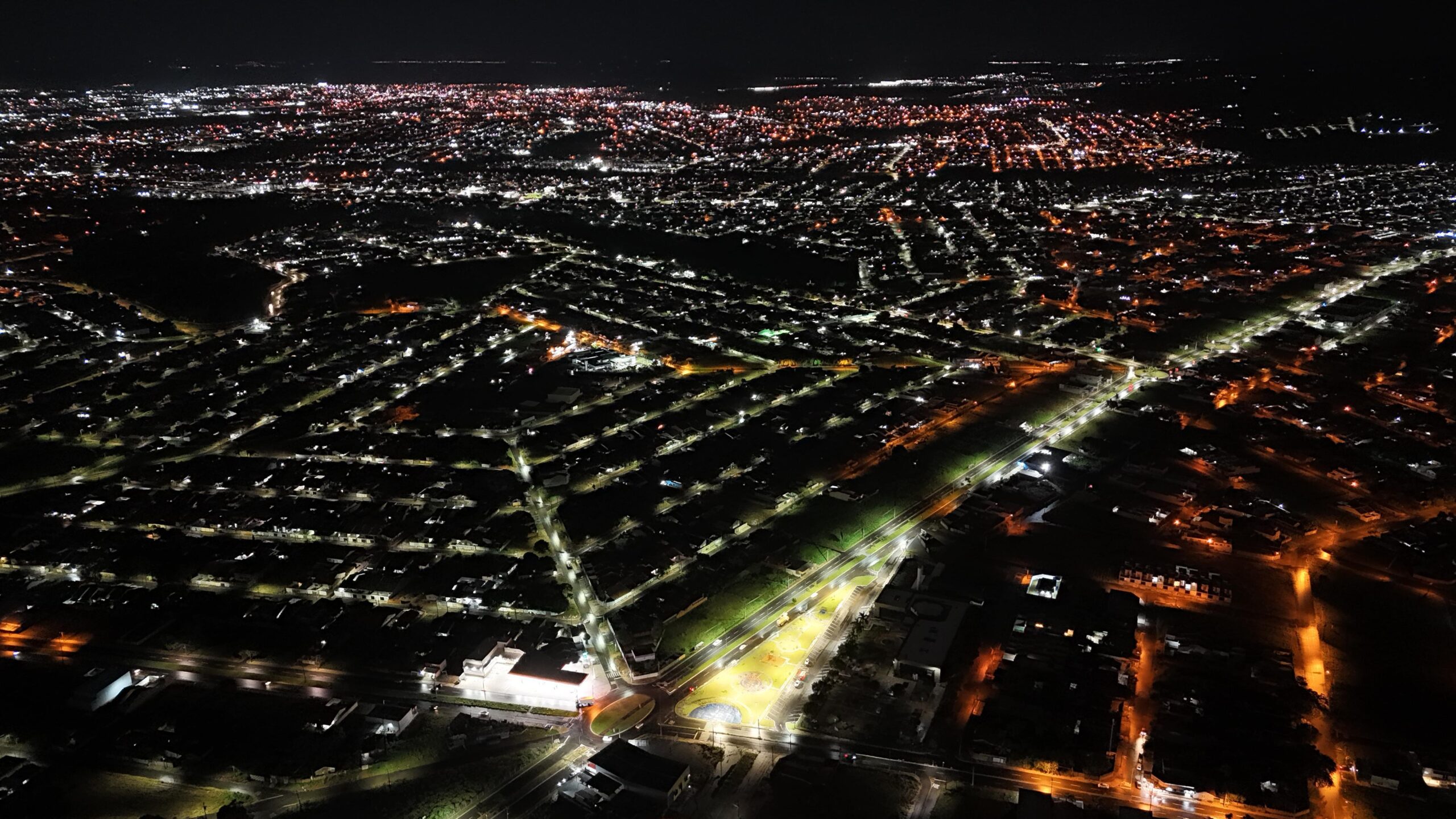 Iluminação do setor Buriti Sereno no programa Ilumina Aparecida. Foto: Divulgação/Secom