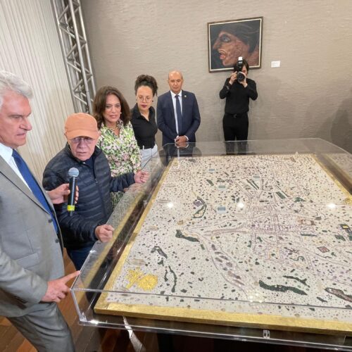 Ronaldo Caiado recebe obras de Siron Franco em homenagem aos 300 anos da cidade de Goiás_Altair Tavares