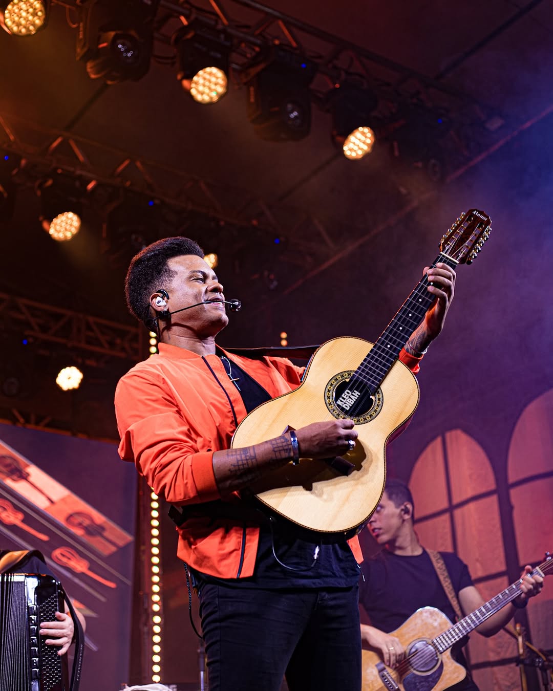 Cantor Kleo Dibah será atração no Arraia da Advocacia. Foto: Reprodução/Instagram