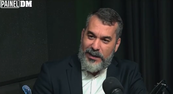 Advogado da Aurora Eadi, Carlos Henrich Martins. Foto: Reprodução/Youtube DM Anápolis