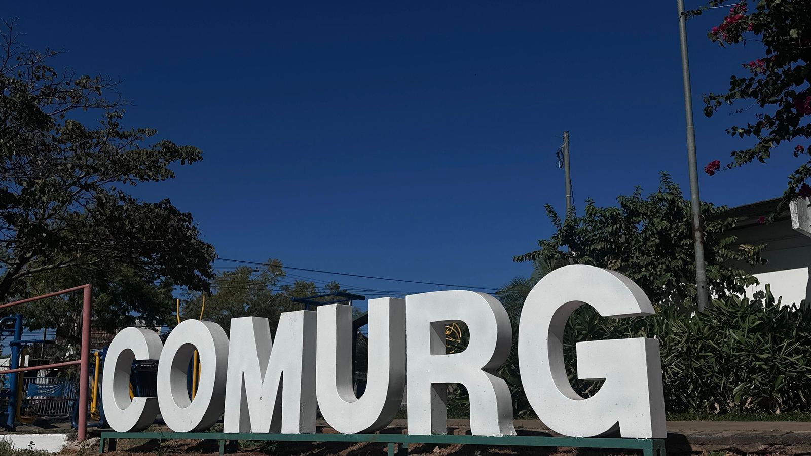 contratação escritório advocacia comurg