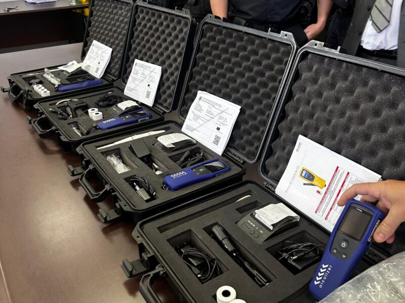 GCM recebe bafômetros do Detran para atuar em ações do Balada Responsável. Foto: GCM