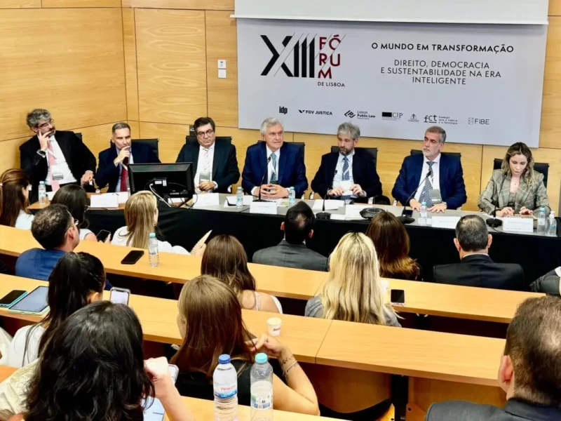 Caiado-no-Forum-de-Lisboa_Alexandre-Parrode-1215x790