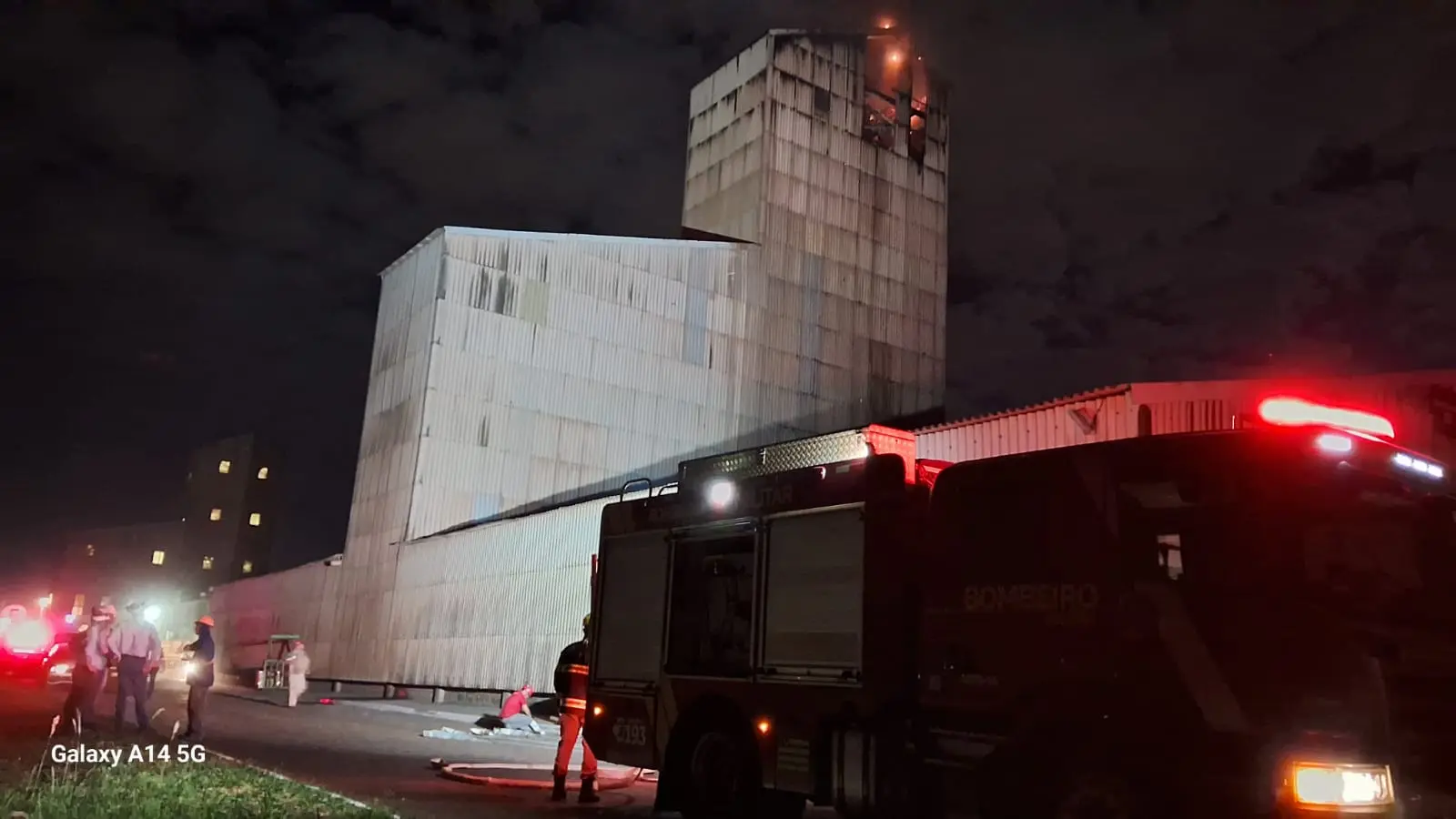 Incêndio em fábrica de Rio Verde - CBMGO