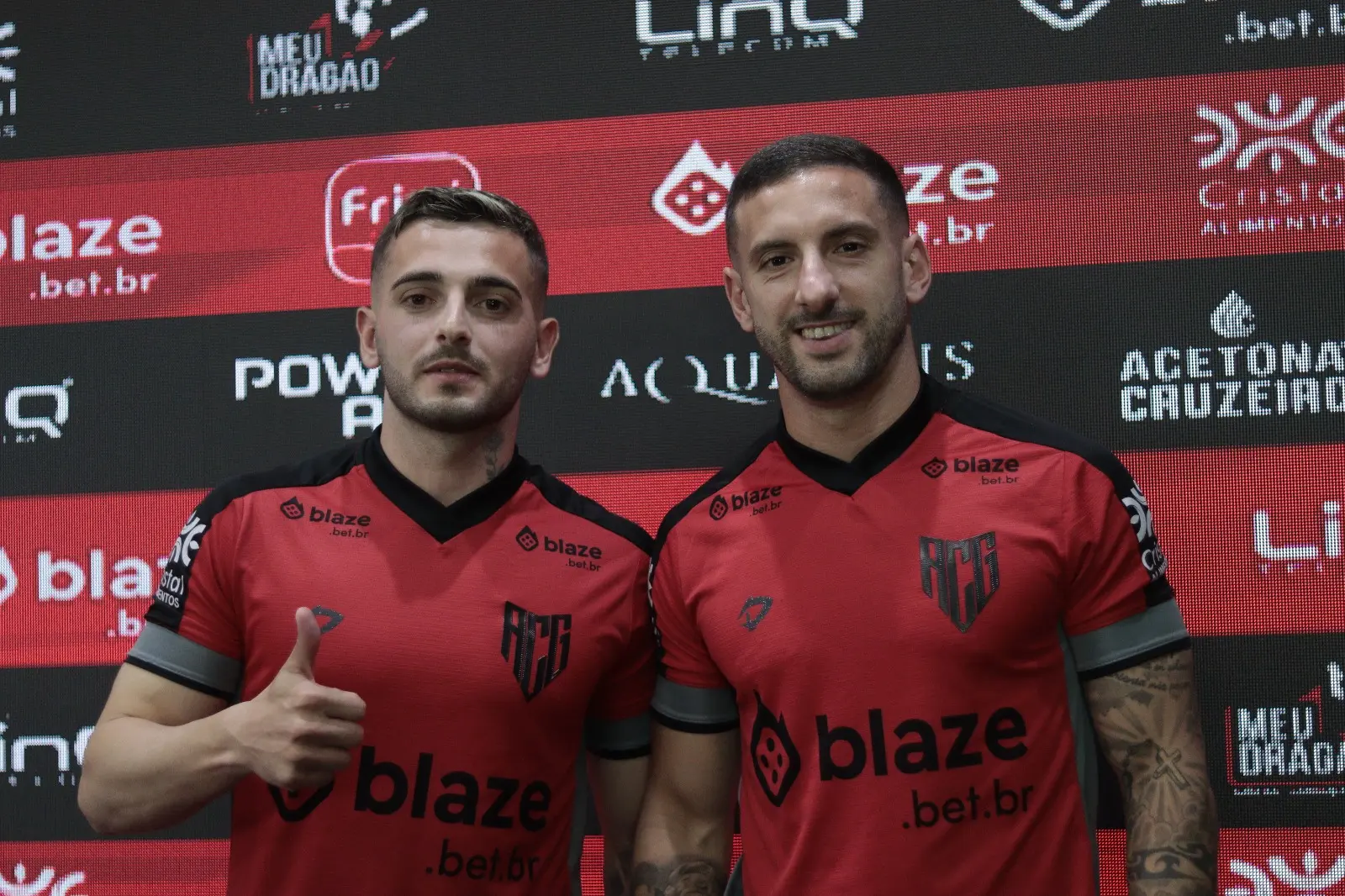 Kelvin e Ham - Atlético-GO (Foto - Bruno Corsino)