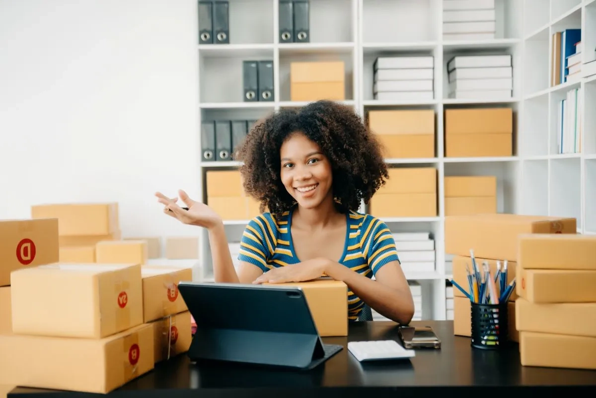 PMEs online de Goiás faturam R$ 109,5 milhões no 1º semestre de 2025 com alta de 29% nas vendas