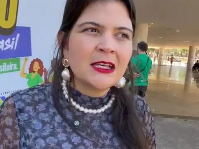 Aava Santiago falou com Lula e confirmou candidatura à Câmara Foto DG