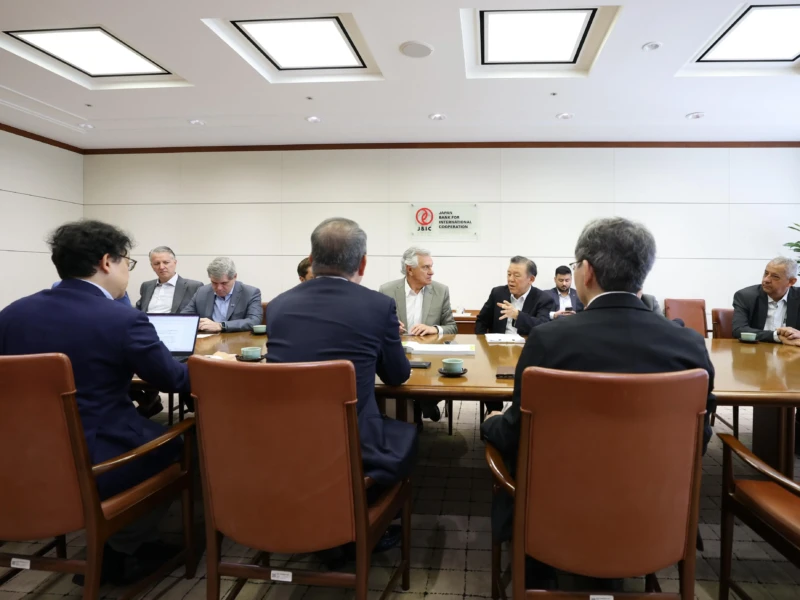 Ronaldo Caiado em reunião com banco internacional japones. Foto: Junior Guimaraes
