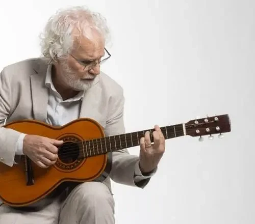 Renato Teixeira se apresenta em Goiânia no dia 23 de agosto com turnê Renato80