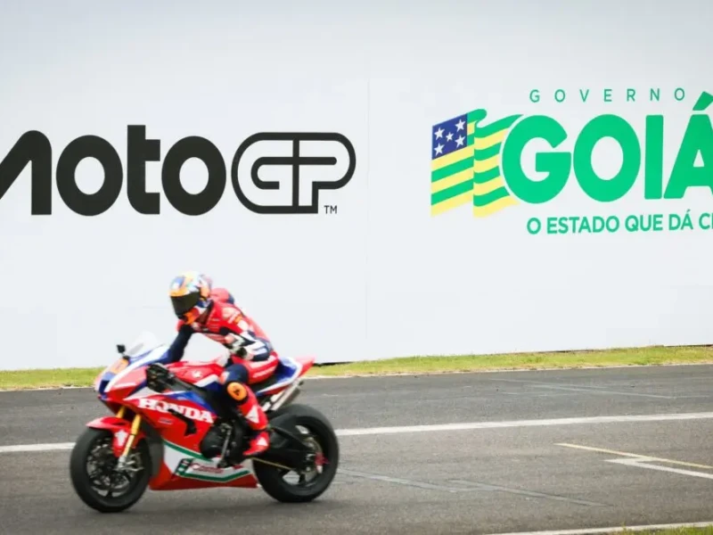 MotoGP_Cristiano-Borges-1215x654