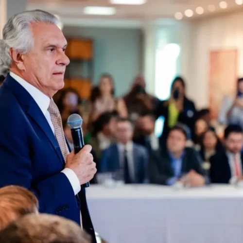 SECOM_CAIADO_COM_EMPRESARIOS_GOIANOS_MEDIDAS_CONTRA_TARIFACO_LUCAS_DIENER_E_CRISTIANO_BORGES-1024x682